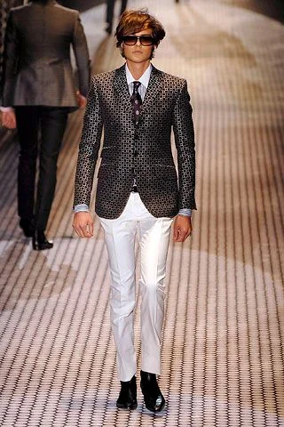 Look 3